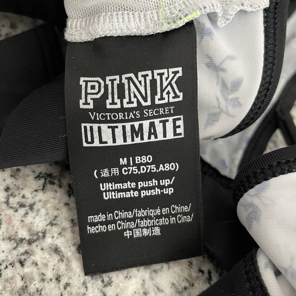 Victoria Secret PINK ultimate Sports Bra - Picture 5 of 5